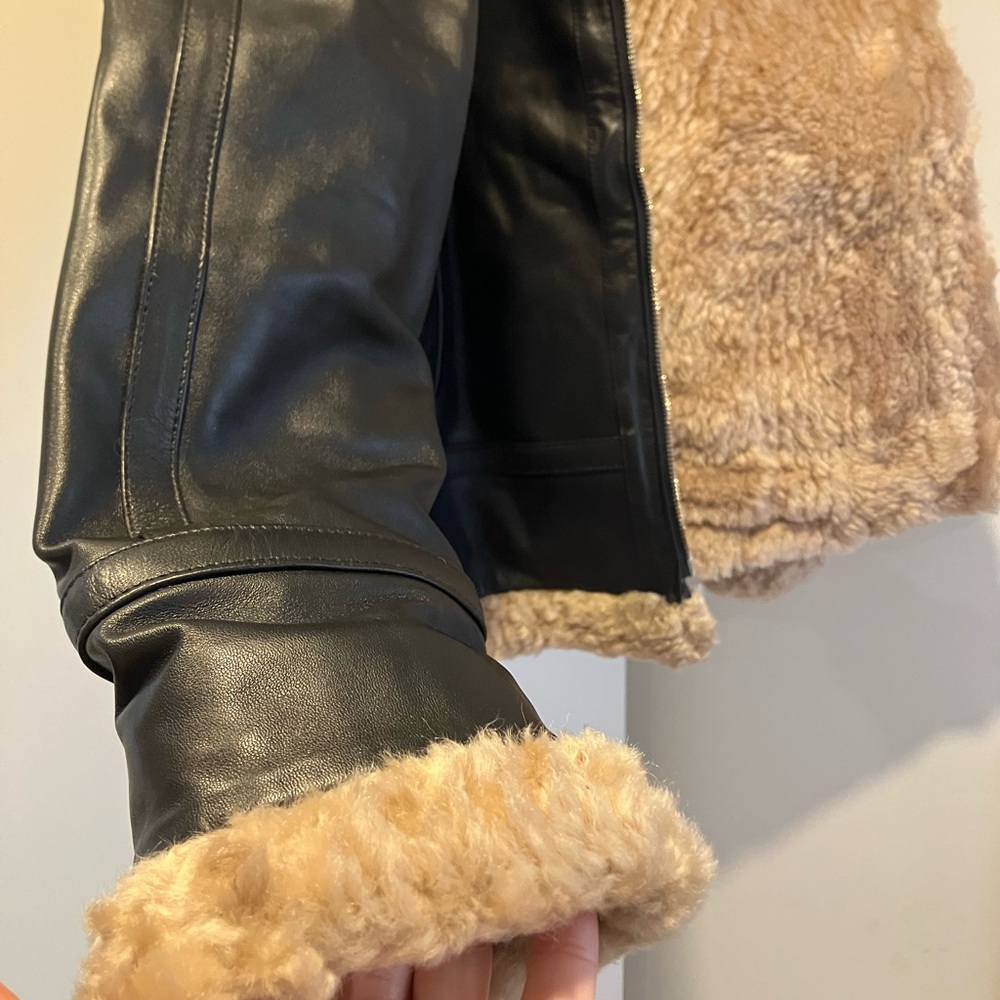 NYC Black and Tan Shearling Jacket - Picture 3 of 6